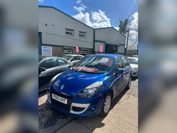 Used Renault Scenic 2010 for sale - 78210932: Photo