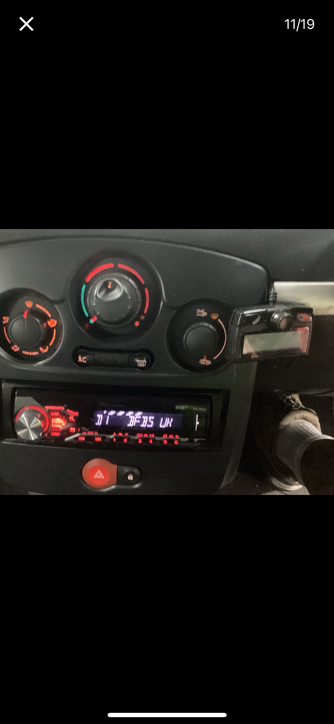 Used Renault Clio 2009 for sale - 76347281: Photo 8