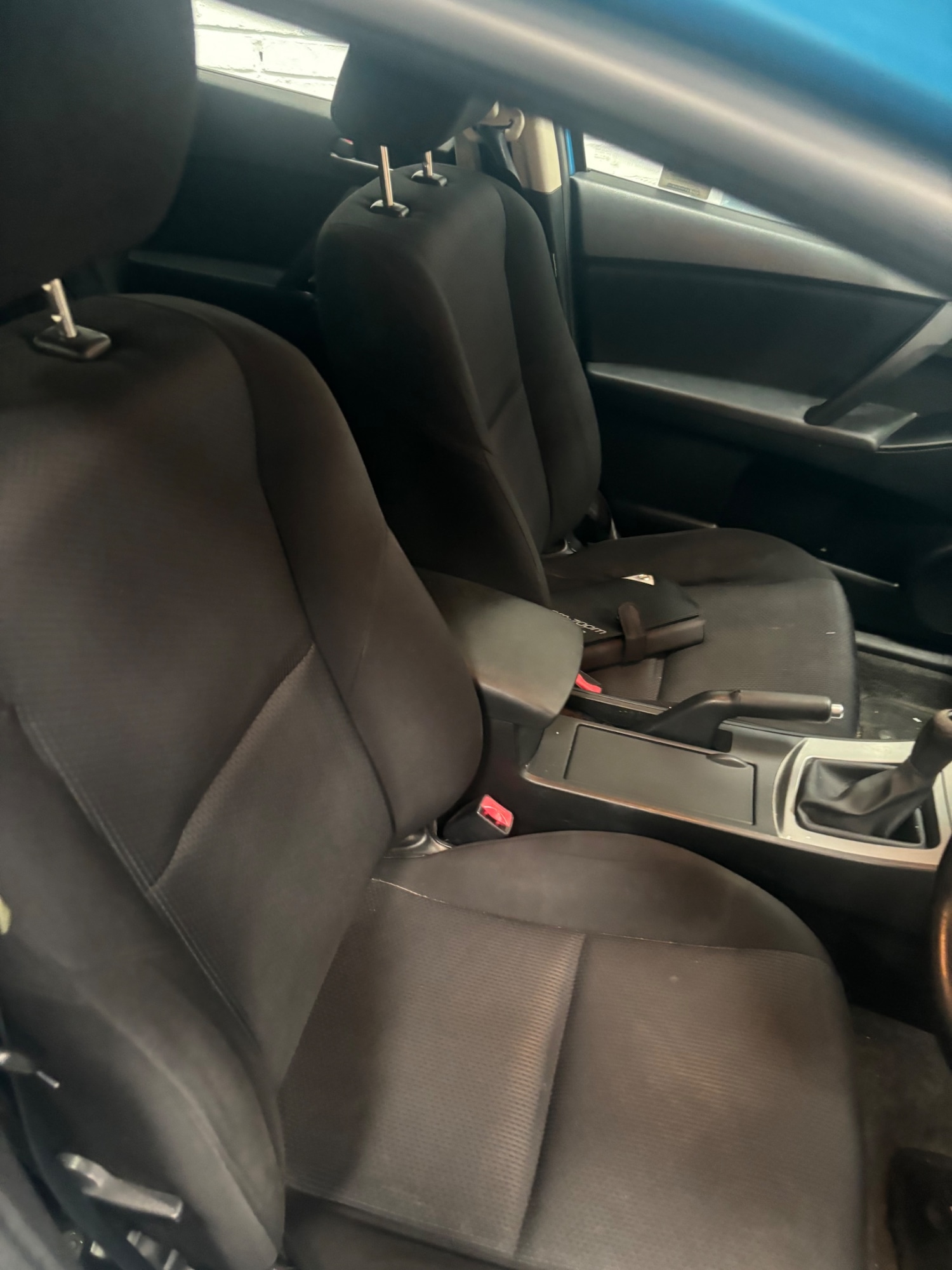 Used Mazda Mazda3 2010 for sale - 78210468: Photo 5