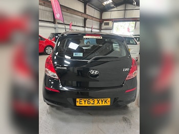 Used Hyundai i20 2013 for sale - 75862290: Photo