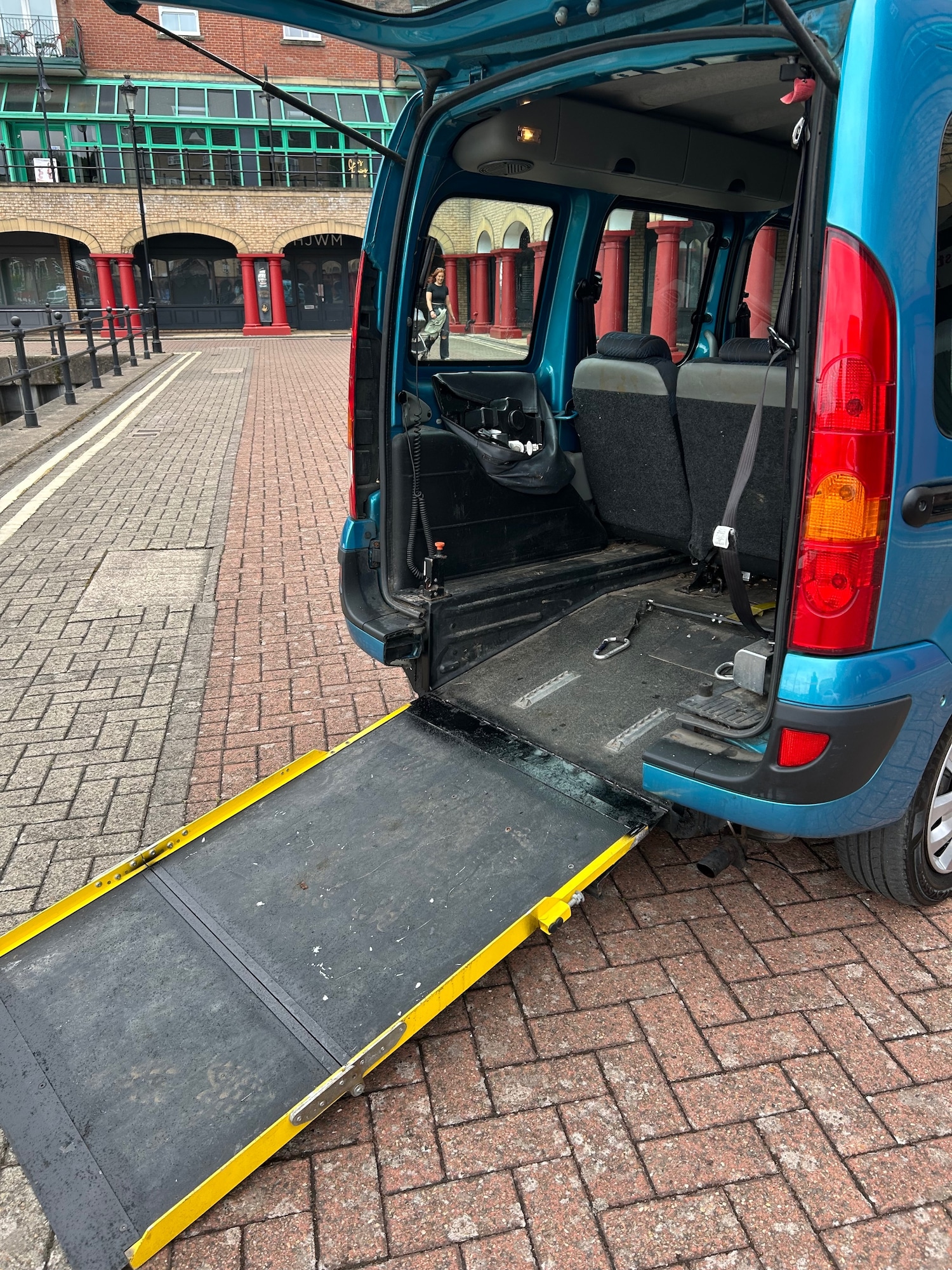 Vehicle 6