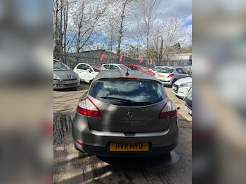 Used Renault Megane 2011 for sale - 78210175: Photo