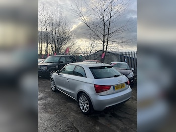 Used Audi A1 2011 for sale - 76922507: Photo