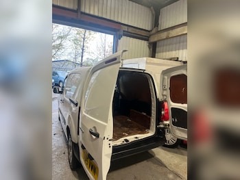 Used Peugeot Partner 2015 for sale - 76468823: Photo