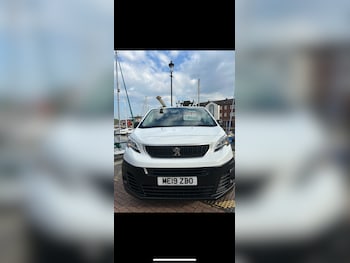Used Peugeot Expert 2019 for sale - 78300121: Photo