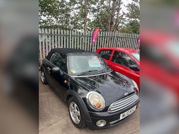 Used MINI Convertible 2010 for sale - 75862668: Photo
