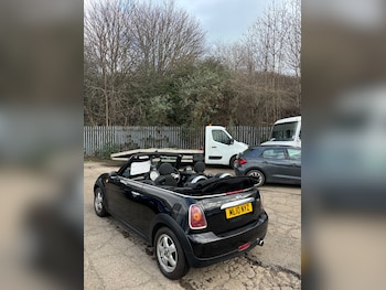 Used MINI Convertible 2010 for sale - 75862668: Photo