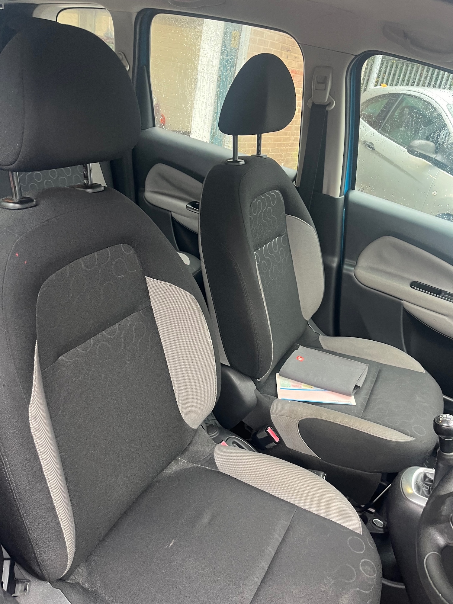 Used Citroen C3 Picasso 2009 for sale - 76542811: Photo 6