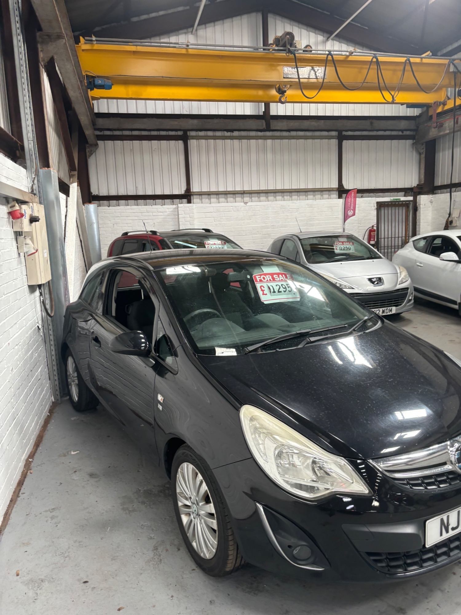 Used Vauxhall Corsa 2011 for sale - 78210919: Photo 2