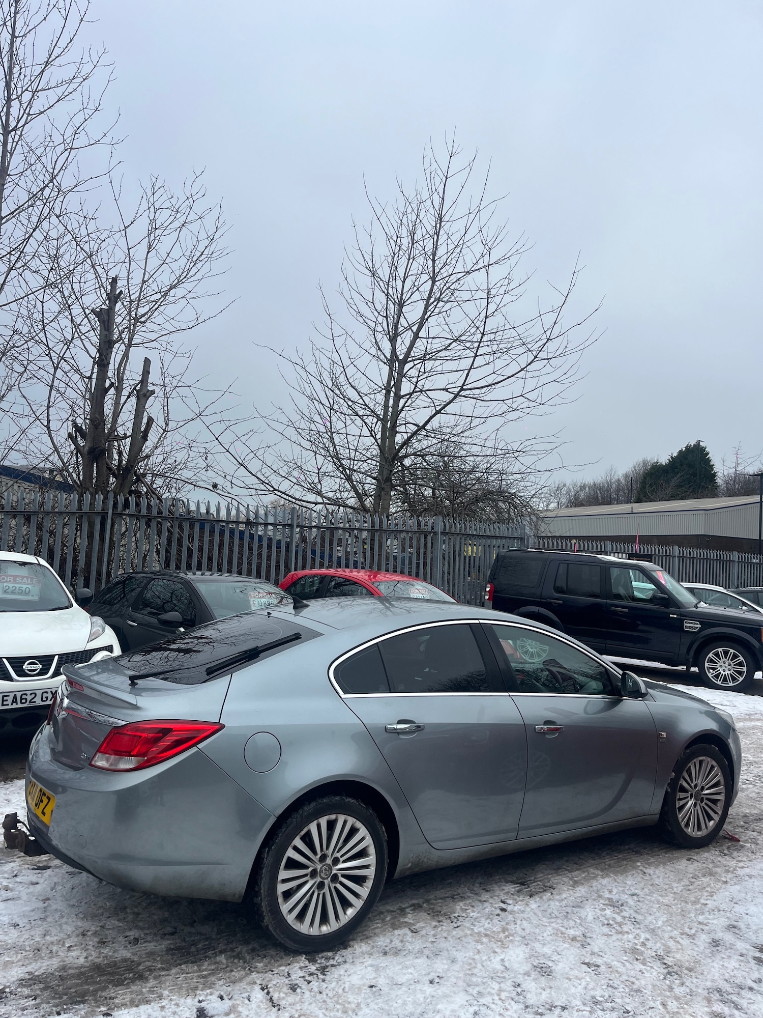 Used Vauxhall Insignia 2011 for sale - 77107869: Photo 2