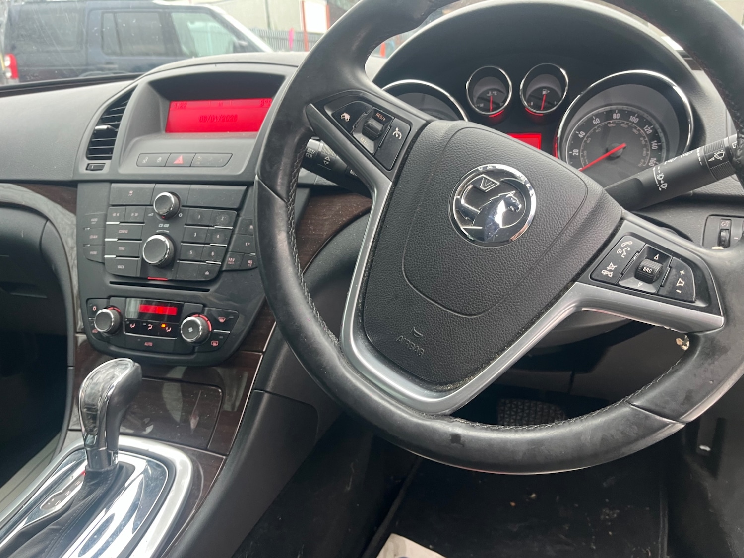 Used Vauxhall Insignia 2011 for sale - 77107869: Photo 3