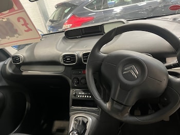 Used Citroen C3 Picasso 2010 for sale - 75862285: Photo