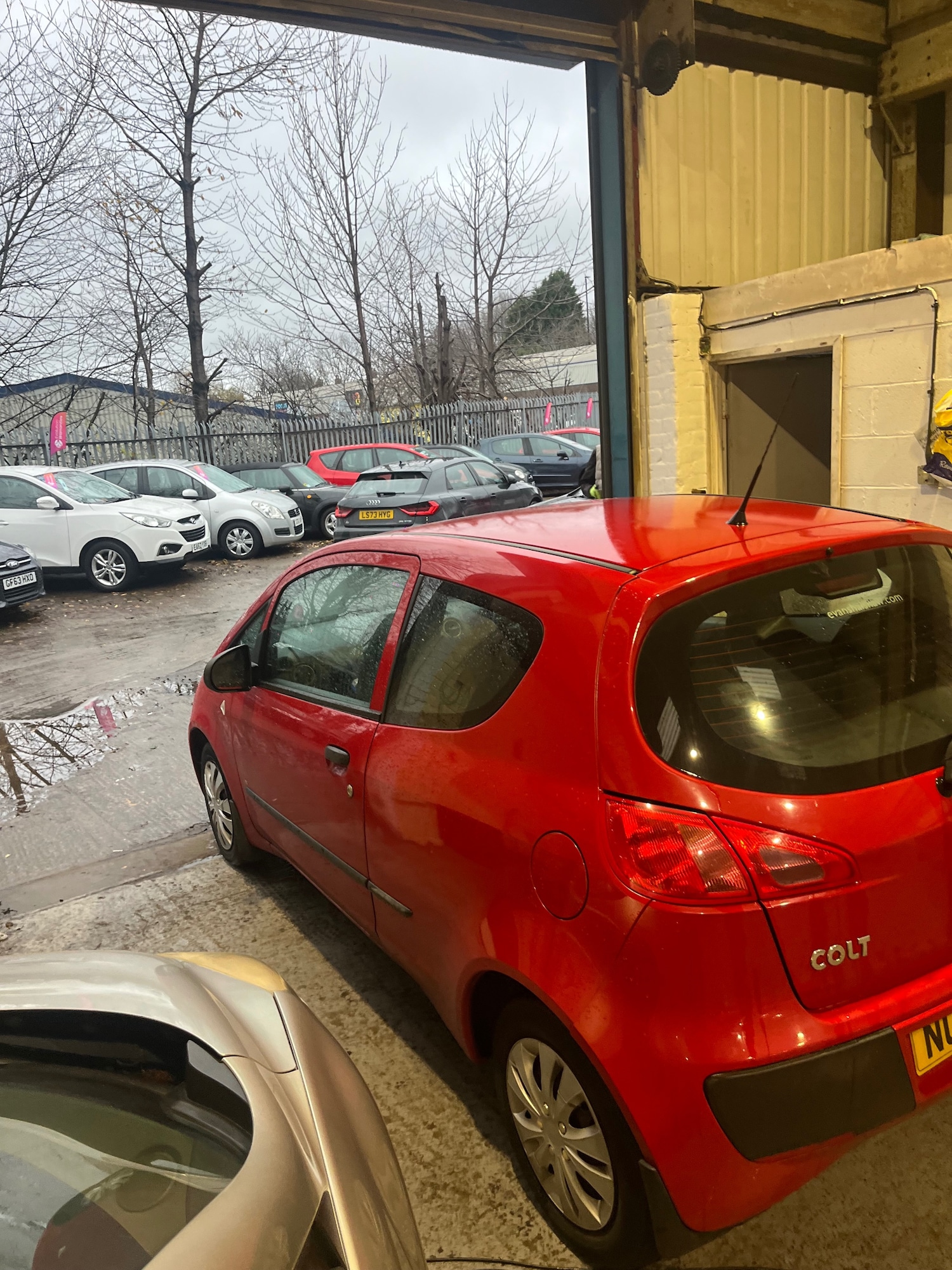 Used Mitsubishi Colt 2005 for sale - 76877400: Photo 3