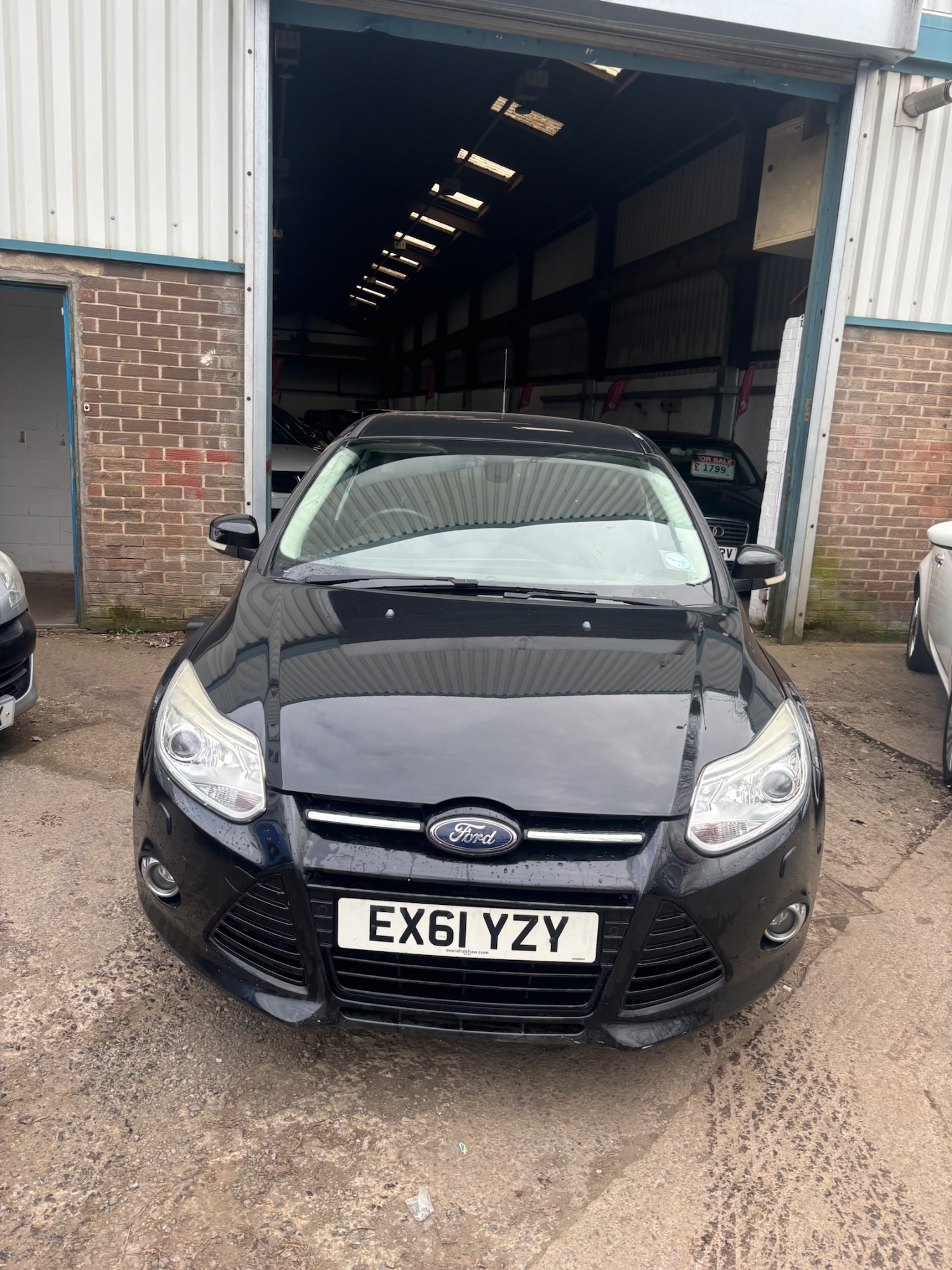 Used Ford Focus 2011 for sale - 77950836: Photo 2