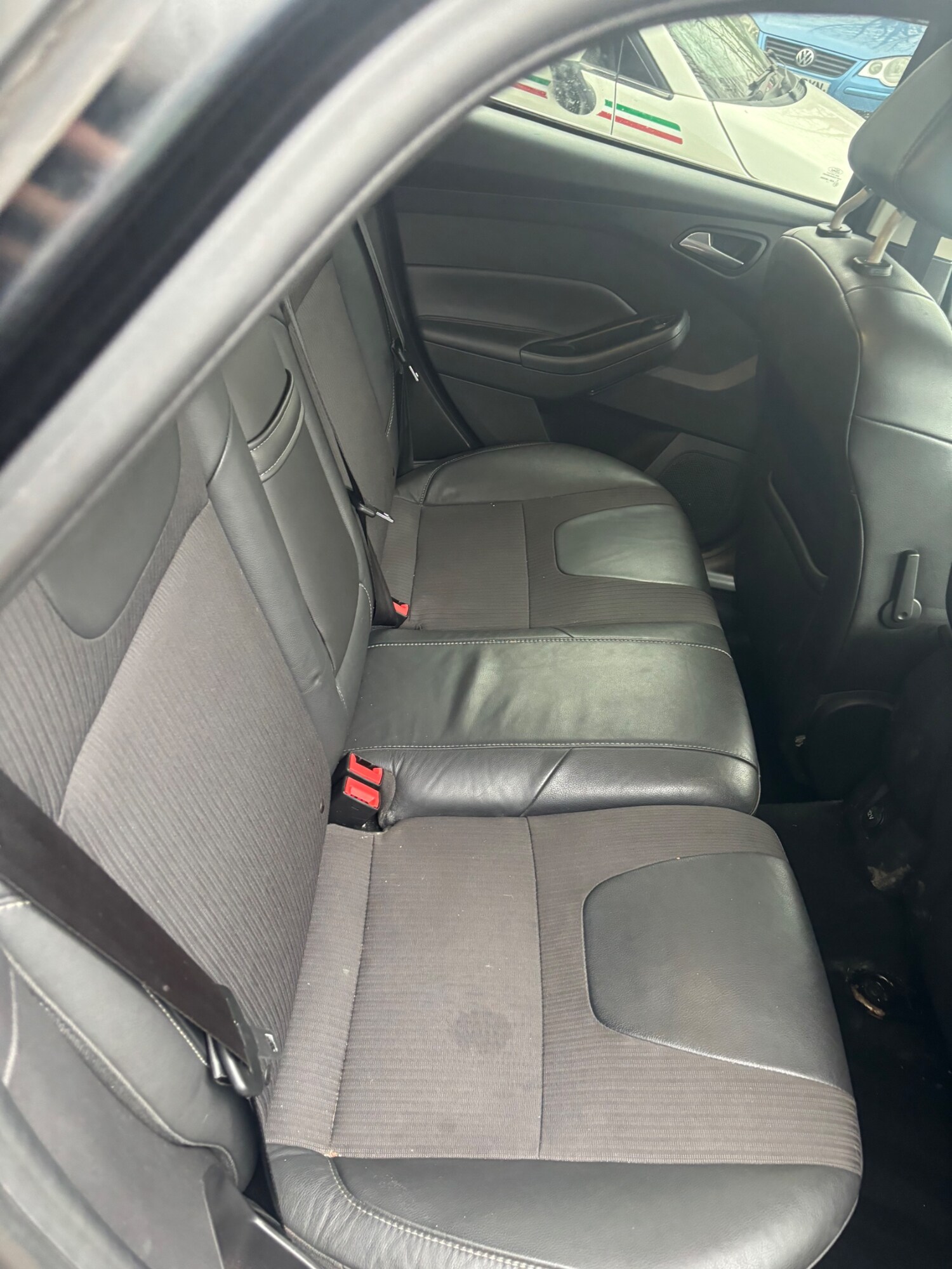 Used Ford Focus 2011 for sale - 77950836: Photo 7