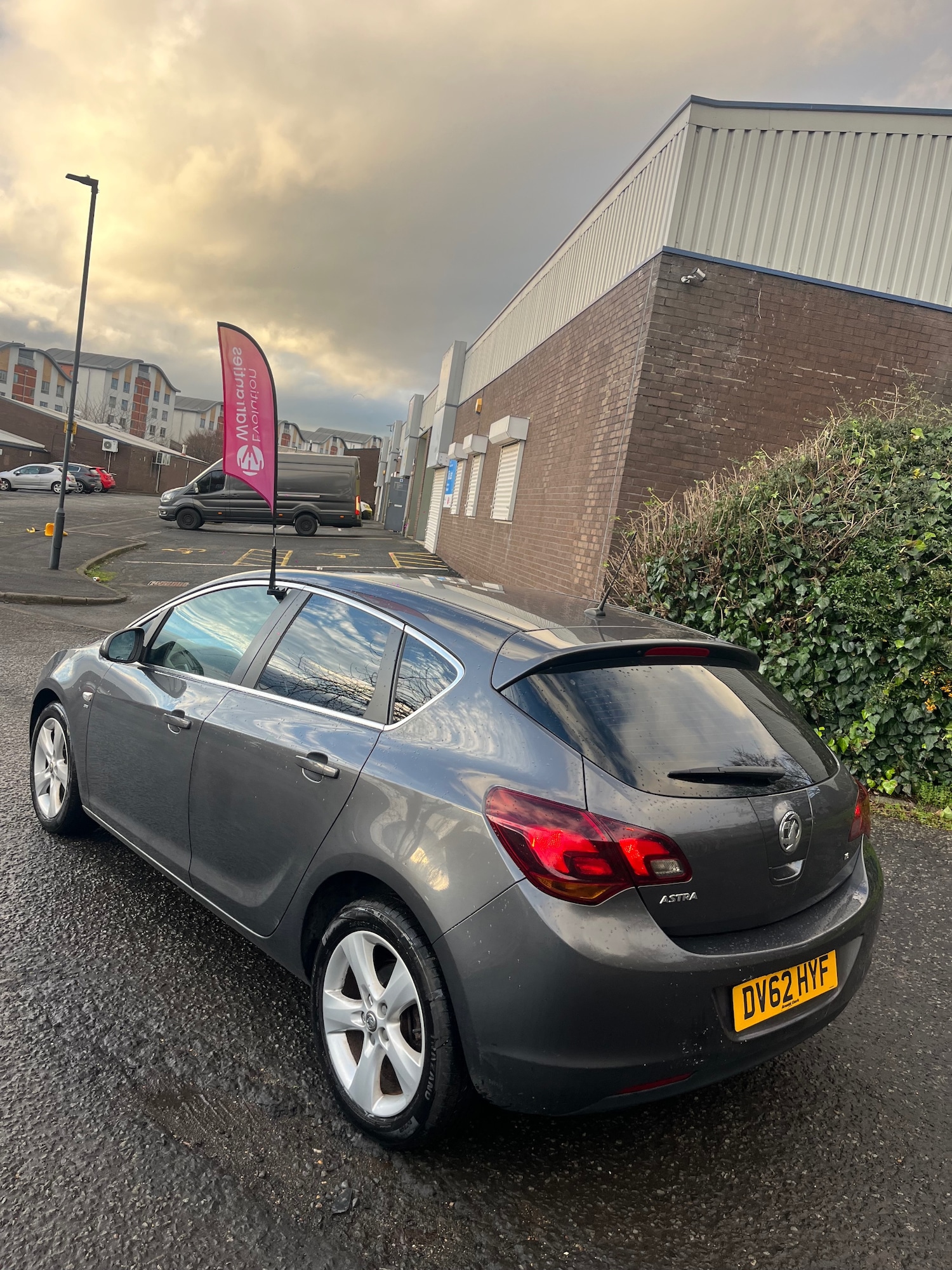 Used Vauxhall Astra 2012 for sale - 76969915: Photo 4