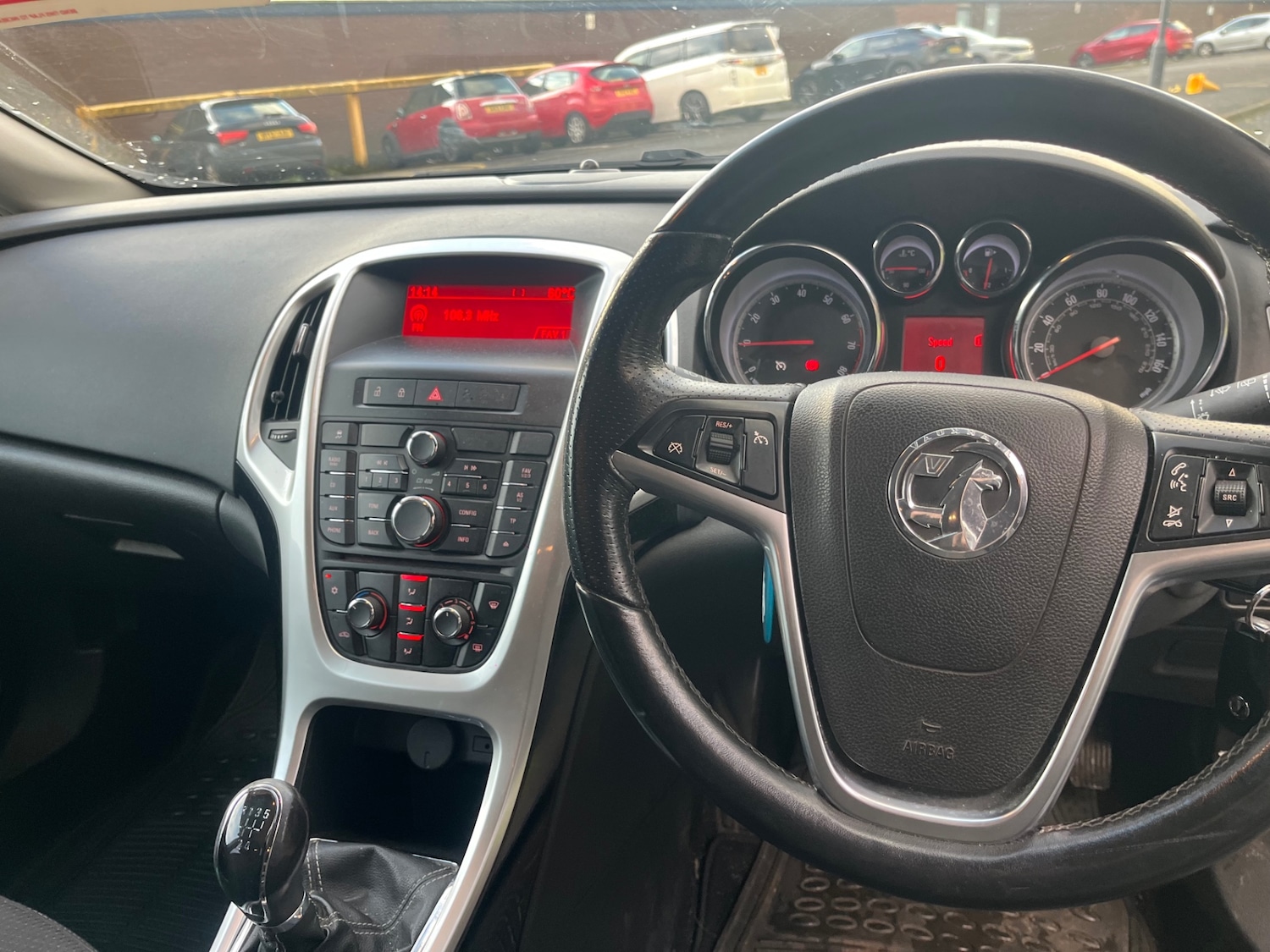 Used Vauxhall Astra 2012 for sale - 76969915: Photo 8