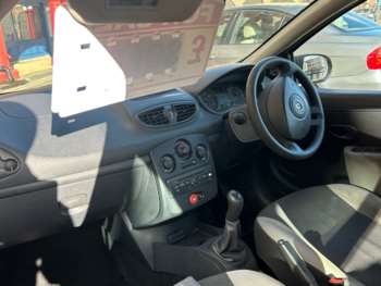 Used Renault Clio 2009 for sale - 73734771: Photo