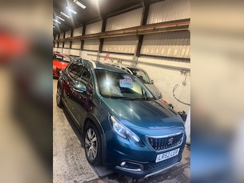 2017 (52) - 1.6 BlueHDi 100 Allure 5dr