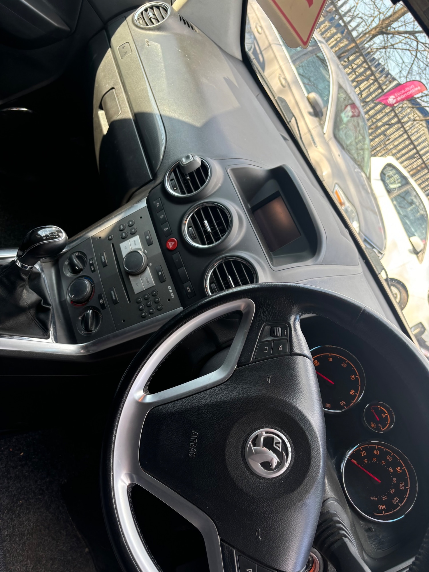 Used Vauxhall Antara 2012 for sale - 77743957: Photo 12