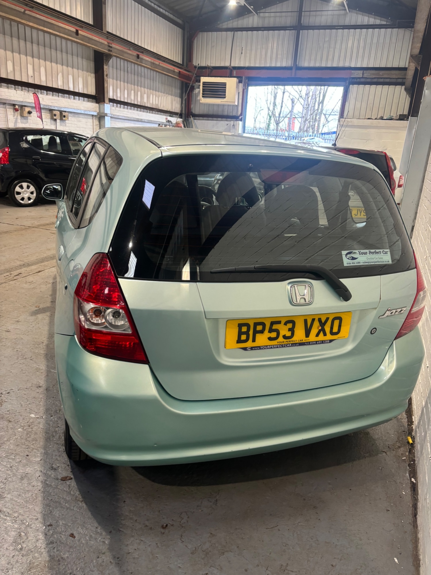 Used Honda Jazz 2004 for sale - 77950506: Photo 4