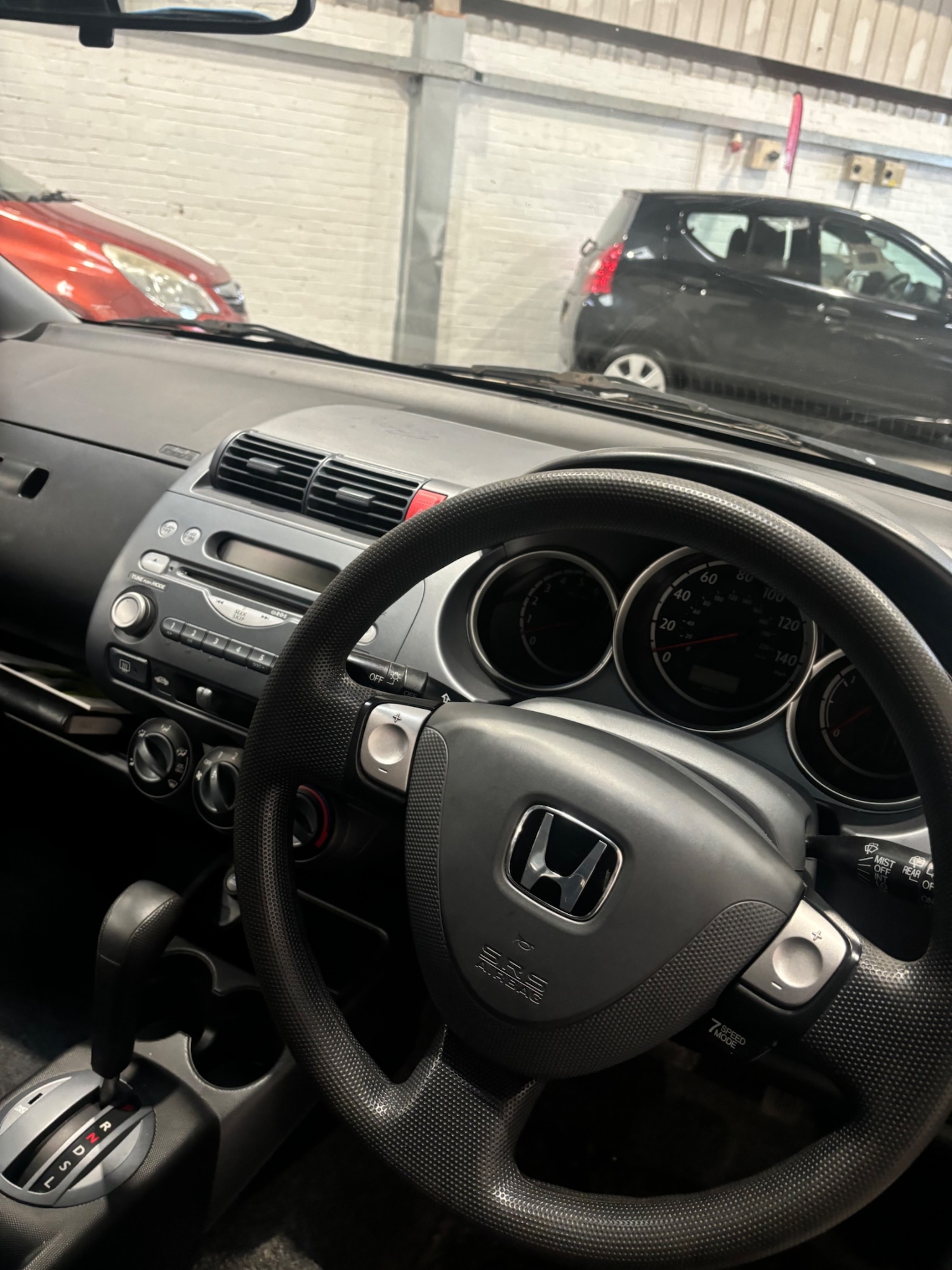 Used Honda Jazz 2004 for sale - 77950506: Photo 8