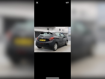 Used Peugeot 208 2017 for sale - 76882842: Photo