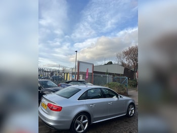 Used Audi A4 2013 for sale - 76923996: Photo