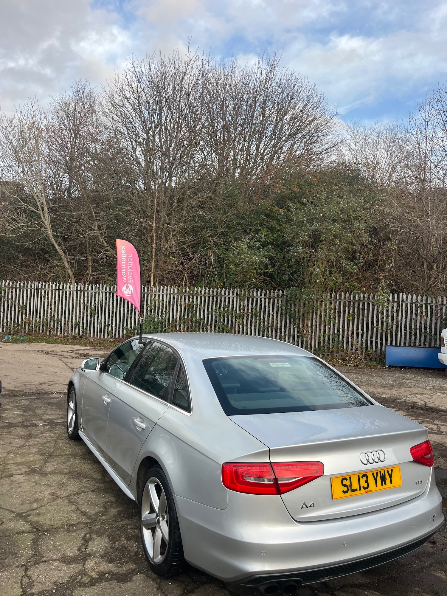 Used Audi A4 2013 for sale - 76923996: Photo 5