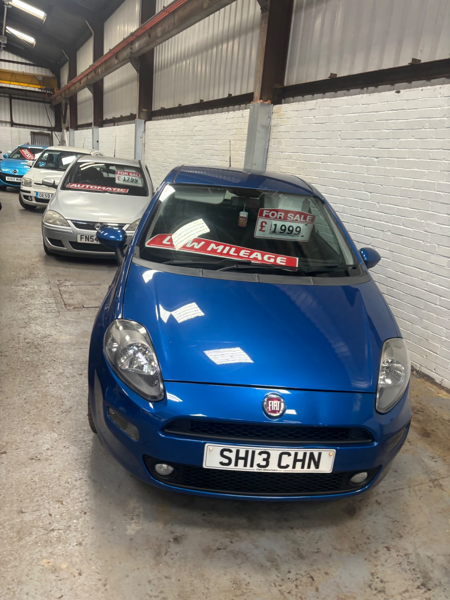 Used Fiat Punto 2013 for sale - 78210345: Photo 2