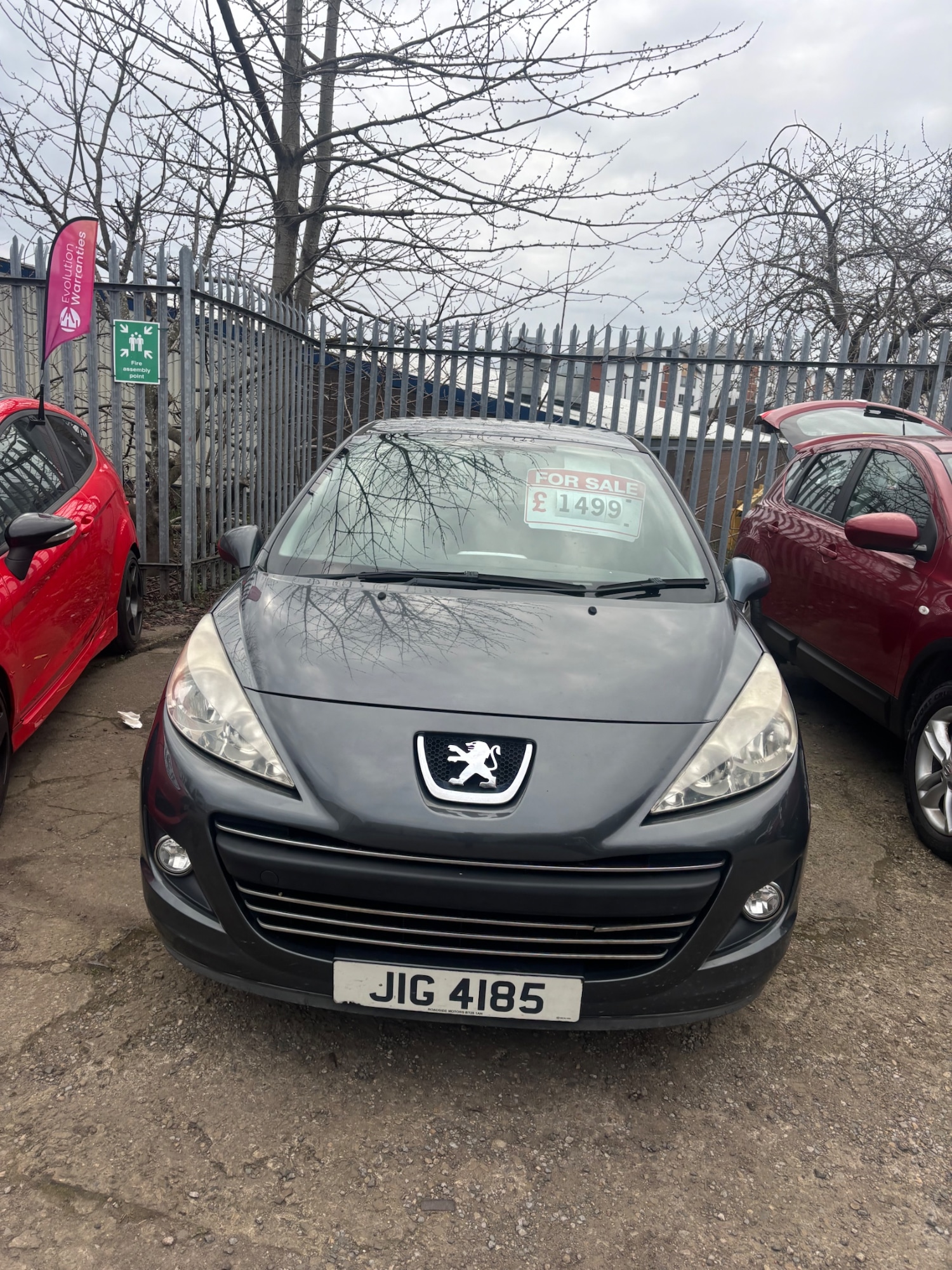 Used Peugeot 207 2011 for sale - 77950700: Photo 2