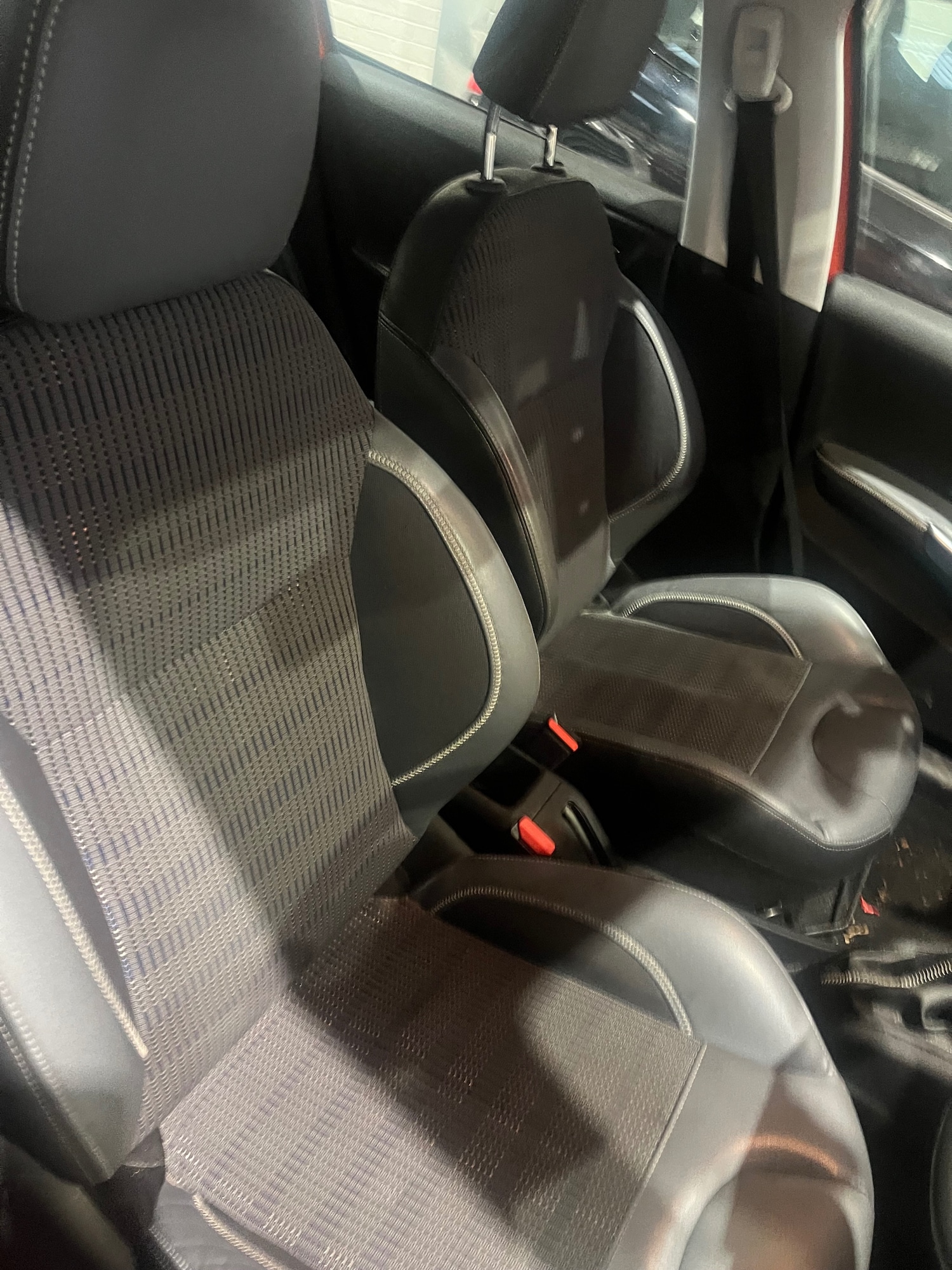 Used Peugeot 208 2015 for sale - 76709664: Photo 5