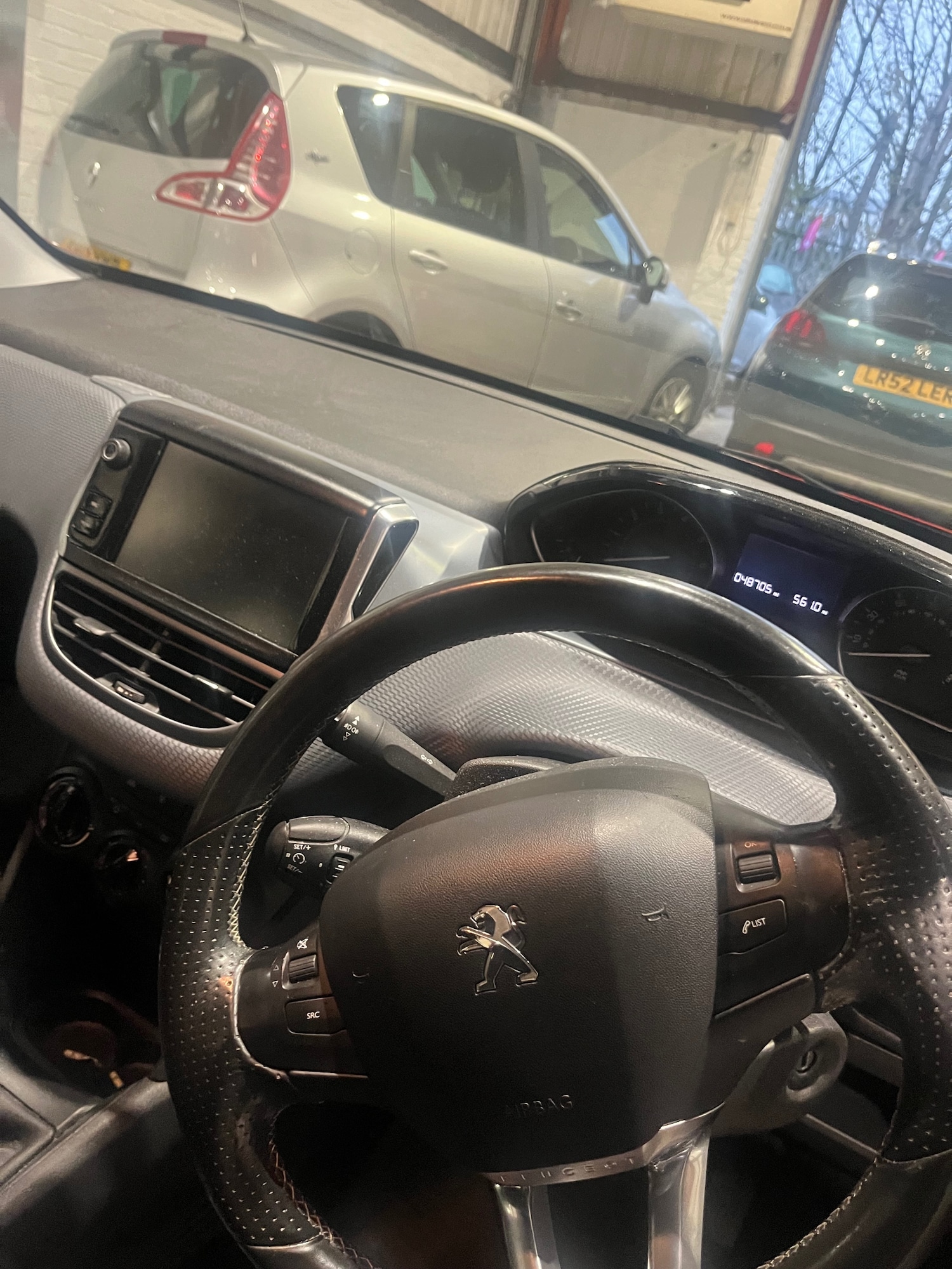 Used Peugeot 208 2015 for sale - 76709664: Photo 6