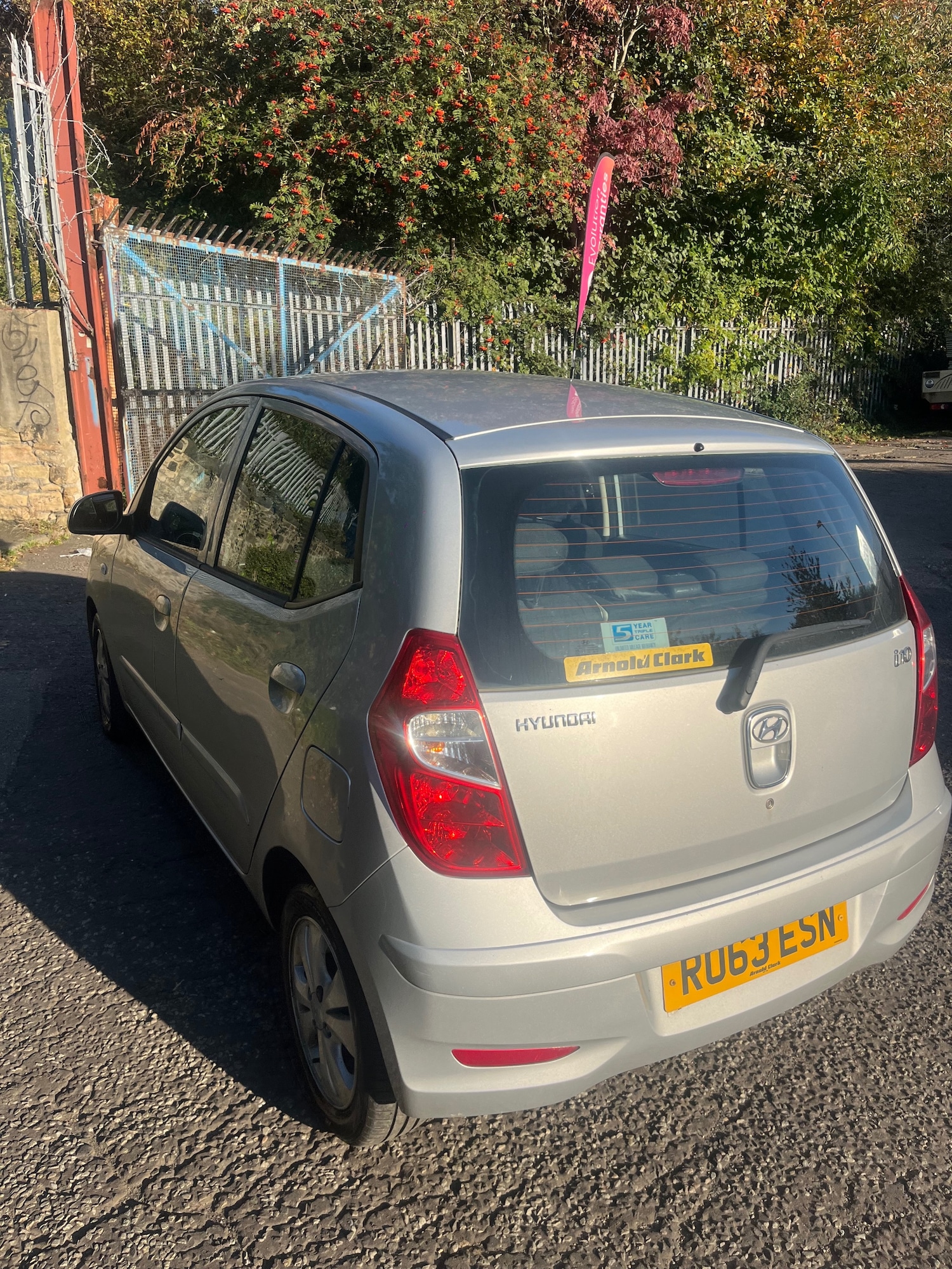 Used Hyundai i10 2013 for sale - 76254850: Photo 3