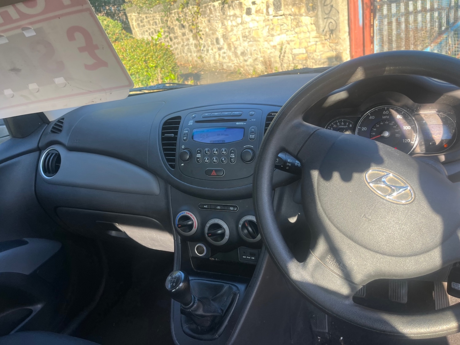 Used Hyundai i10 2013 for sale - 76254850: Photo 8