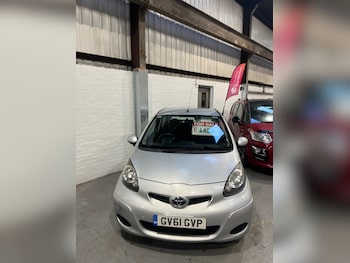 Used Toyota AYGO 2011 for sale - 76934898: Photo