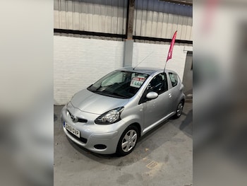 Used Toyota AYGO 2011 for sale - 76934898: Photo