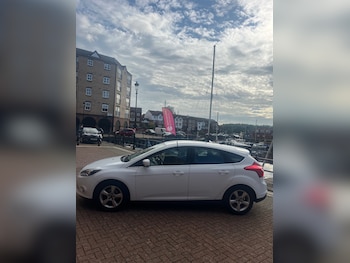 Used Ford Focus 2014 for sale - 76114400: Photo 4