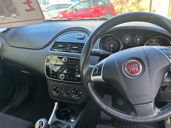 Used Fiat Punto 2014 for sale - 78424568: Photo