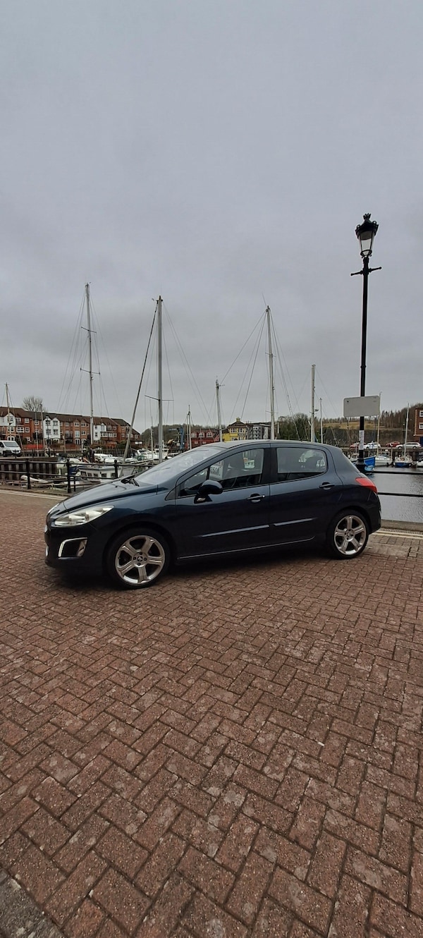 Used Peugeot 308 2011 for sale - 73734766: Photo 3
