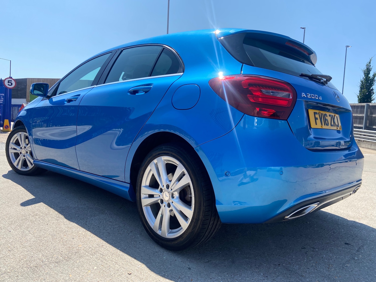 Used Mercedes-Benz A-Class 2016 for sale - 76402588: Photo 3