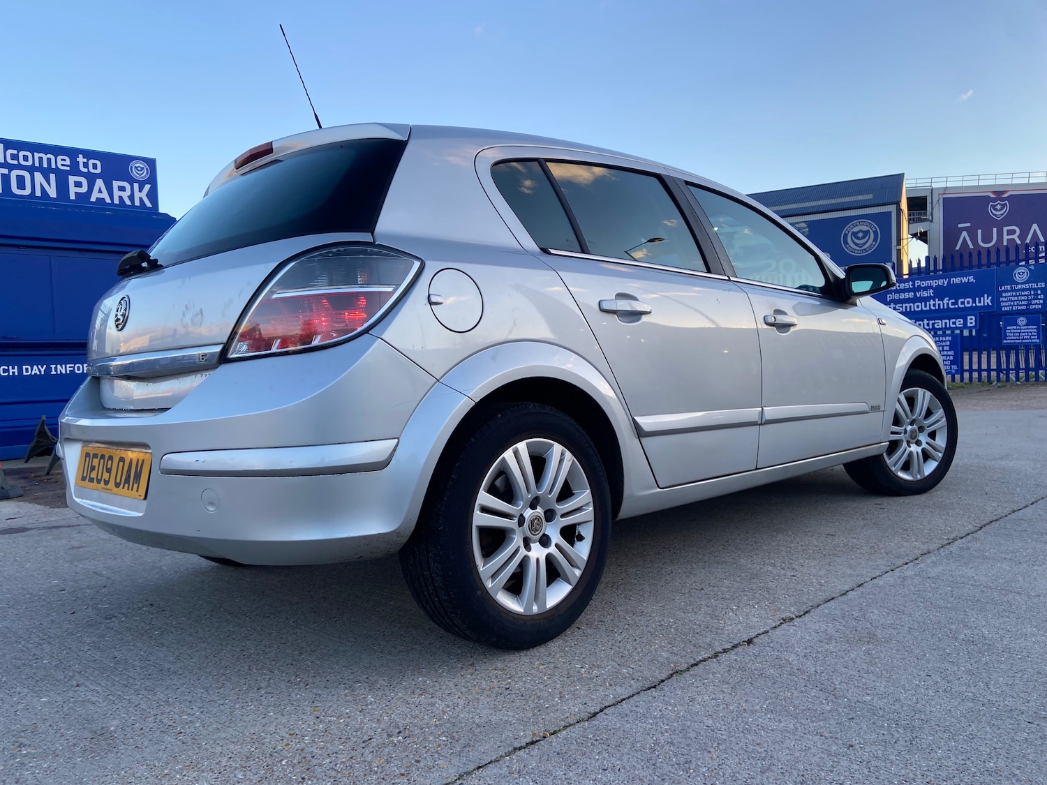 Used Vauxhall Astra 2009 for sale - 76635053: Photo 2