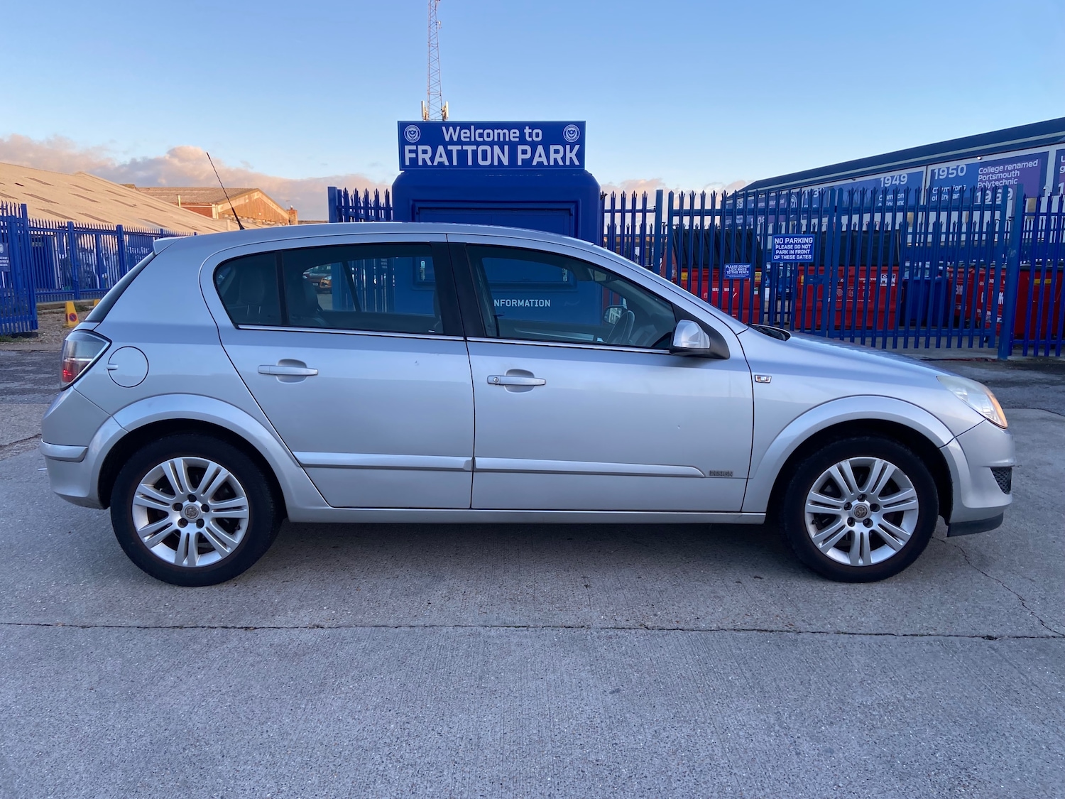 Used Vauxhall Astra 2009 for sale - 76635053: Photo 3