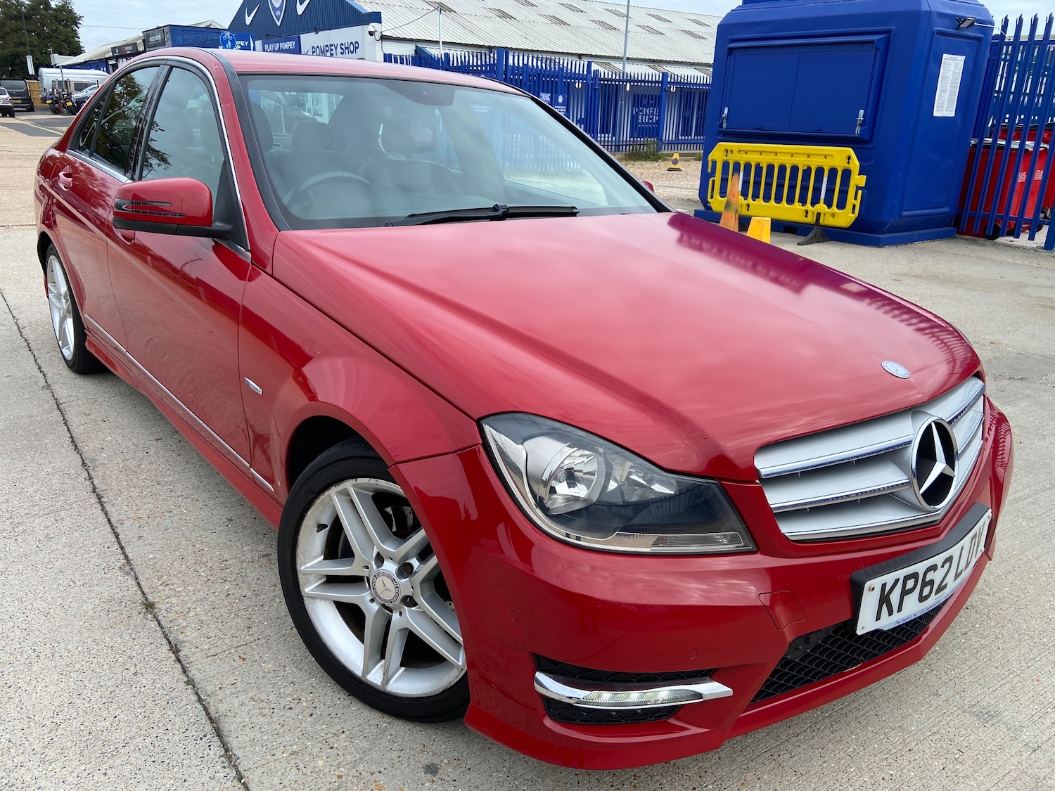 Used Mercedes-Benz C Class 2012 for sale - 76402629: Photo 1