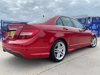 Used Mercedes-Benz C Class 2012 for sale - 76402629: Photo