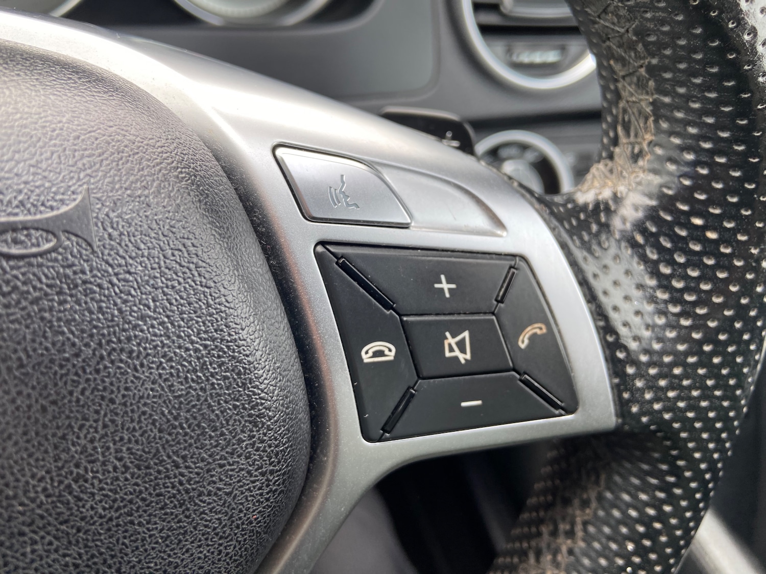 Used Mercedes-Benz C Class 2012 for sale - 76402629: Photo 8