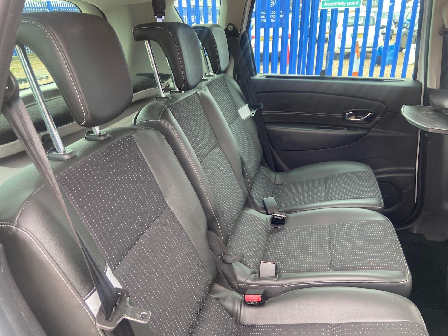 Used Renault Scenic 2015 for sale - 76429540: Photo 12