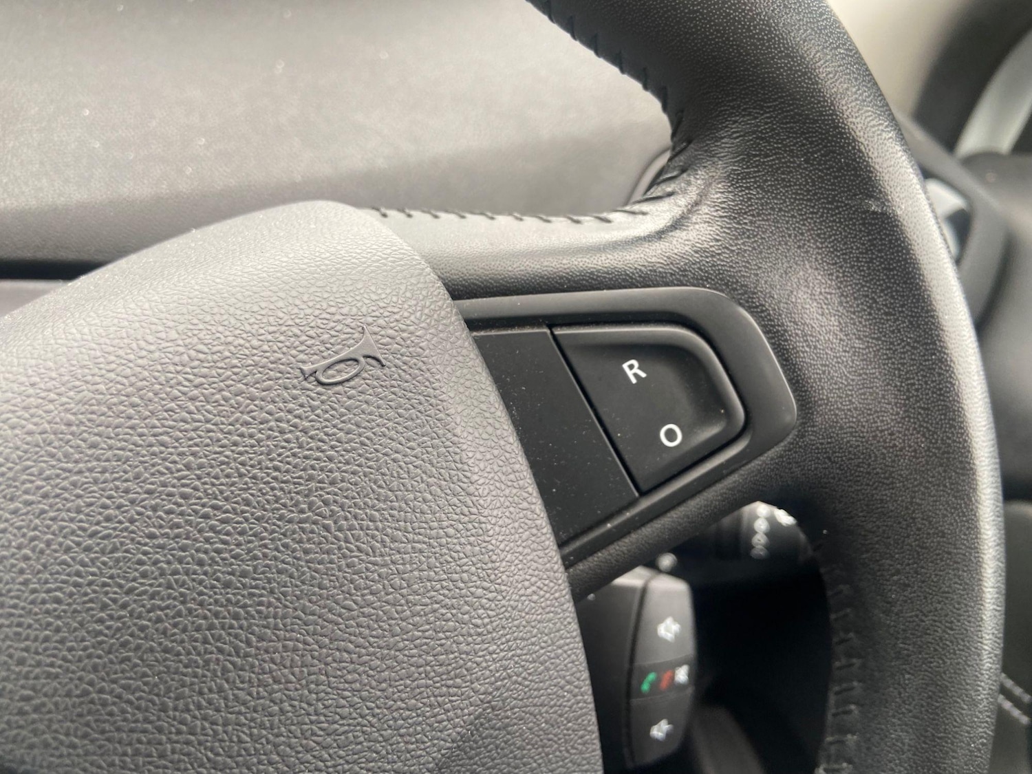 Used Renault Scenic 2015 for sale - 76429540: Photo 14