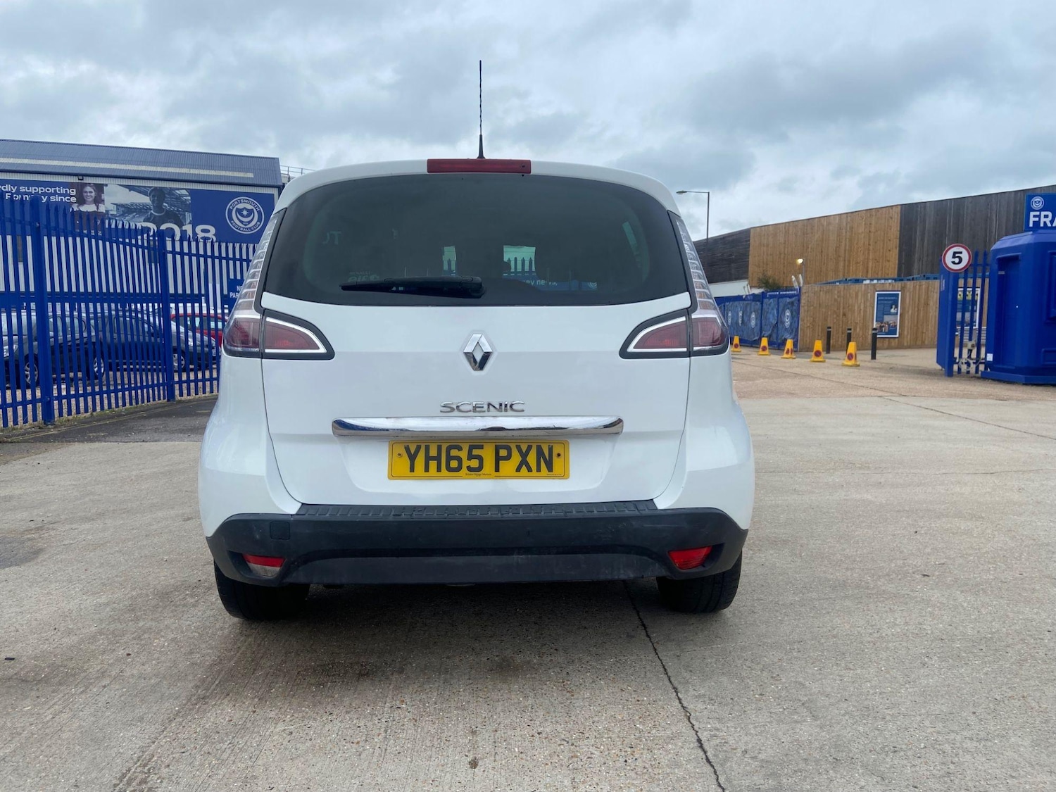 Used Renault Scenic 2015 for sale - 76429540: Photo 6