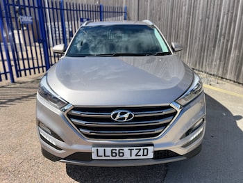 Used Hyundai TUCSON 2016 for sale - 76402603: Photo